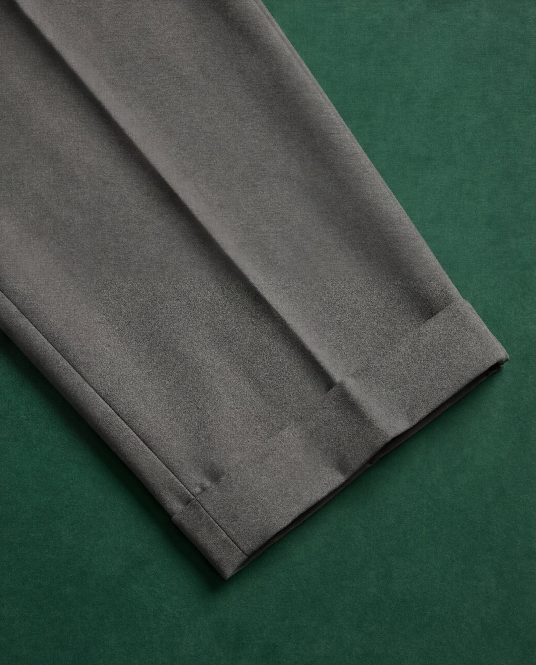 Ashford Pleated Trouser